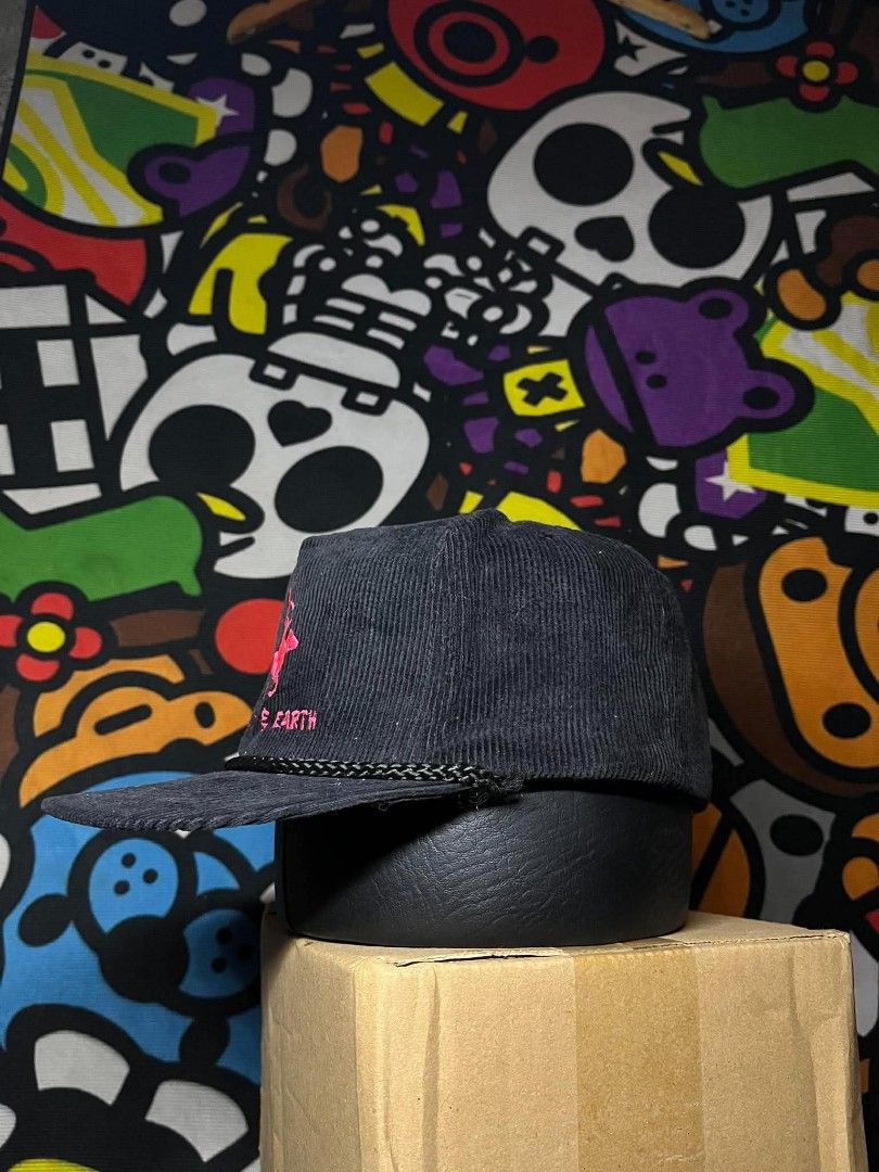 Vintage Cords Cap Heaven & Earth (Category: Caps & Hats) located in Taguig. Submitted by bimbyanche19839 (Listing ID 1464716241, Image 2). Description: Good Condition Complete tags Need wash No major flaws 🏷️500php plus ship 📌Taguig Loc.
