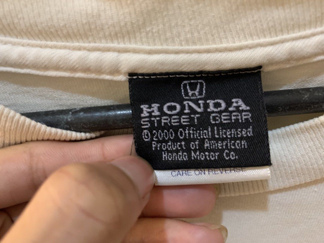 Vintage Honda 2000 Triple A On Tag (Category: Activewear) located in Manila. Submitted by vntgjam (Listing ID 1464746820, Image 3). Description: Rare Vintage Honda 2000 Trple A On Tag 21x30.