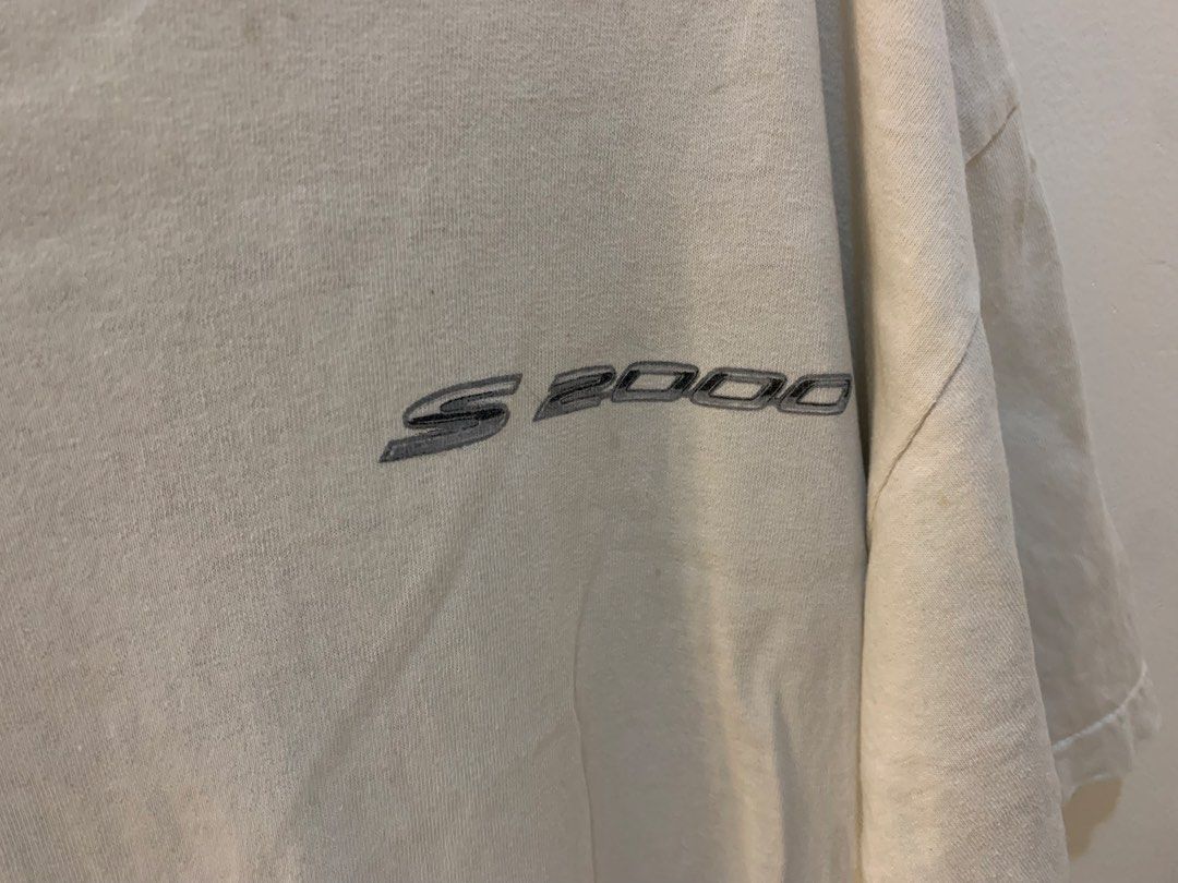 Vintage Honda 2000 Triple A On Tag (Category: Activewear) located in Manila. Submitted by vntgjam (Listing ID 1464746820, Image 2). Description: Rare Vintage Honda 2000 Trple A On Tag 21x30.