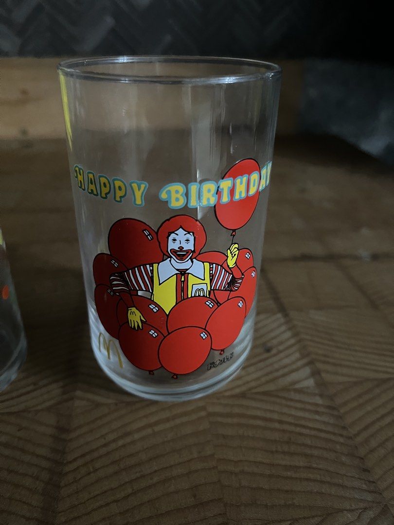 Vintage mcdonalds glass set (Category: Action & Battle Toys) located in Binan City. Submitted by tripwirecollectibles (Listing ID 1464743994, Image 2). Description: .
