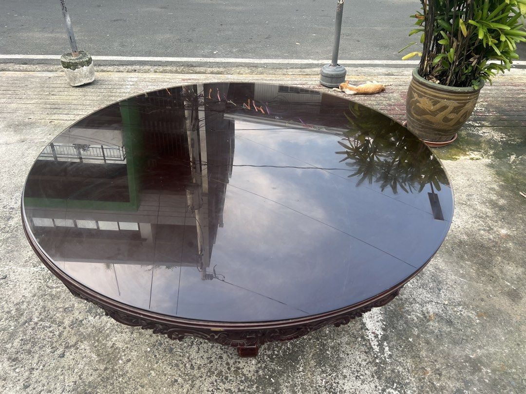 Vintage Narra Round Dining Table w/ Glass Top (Category: Tables & Sets) located in Makati City. Submitted by baliktanaw (Listing ID 1464600890, Image 3). Description: Vintage Round Dining Table Made of solid Narra wood Height: 30 inches Diameter: 59 3/4 inches.