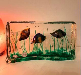 (Category: ) located in . Submitted by vintage.ube.pots (Listing ID 1464752649, Image 1). Description: .