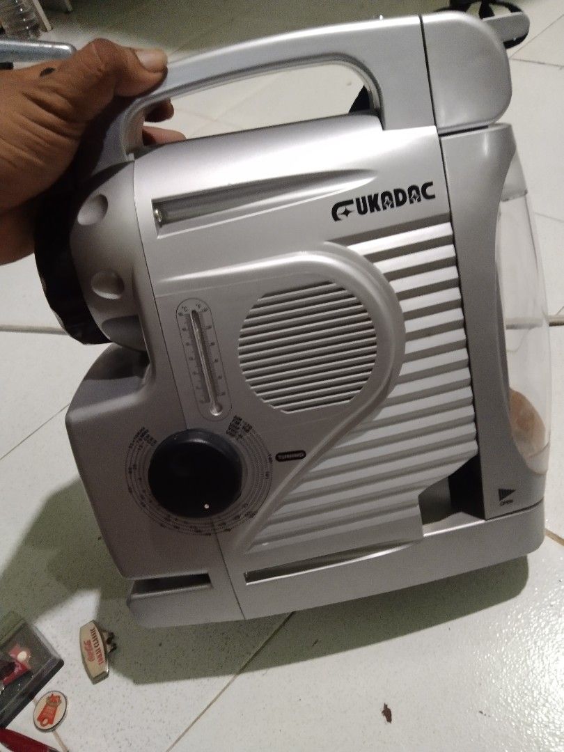 Vintage tv radio light (Category: Looking For) located in Caloocan City. Submitted by noeld316982578 (Listing ID 1464638957, Image 3). Description: pm sa my gusto working.