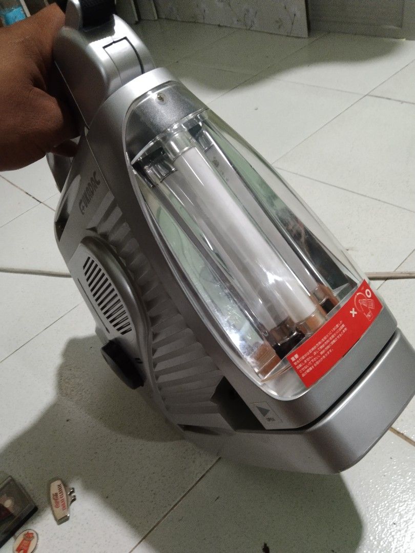 Vintage tv radio light (Category: Looking For) located in Caloocan City. Submitted by noeld316982578 (Listing ID 1464638957, Image 1). Description: pm sa my gusto working.