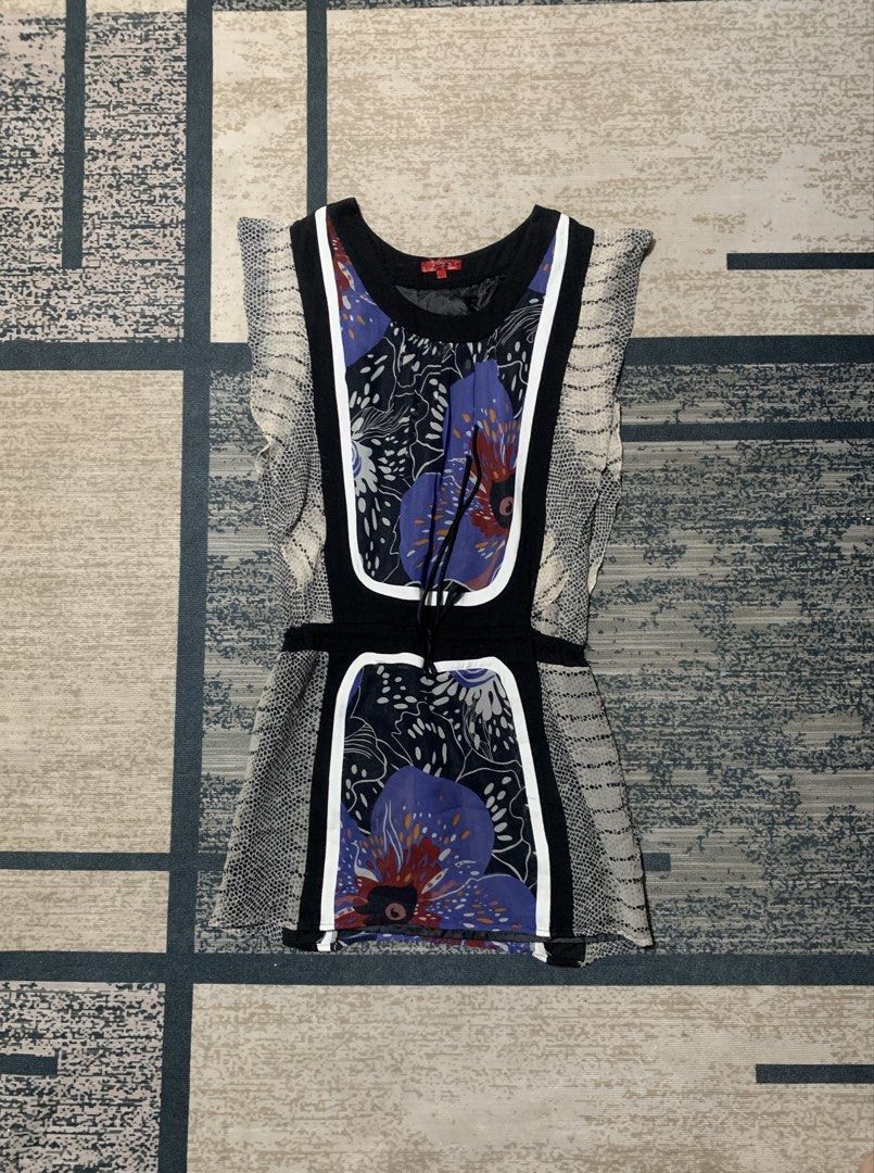 Vivviene tam (Category: Dresses) located in Cebu City. Submitted by thriftsh1t.ph (Listing ID 1464749386, Image 1). Description: .