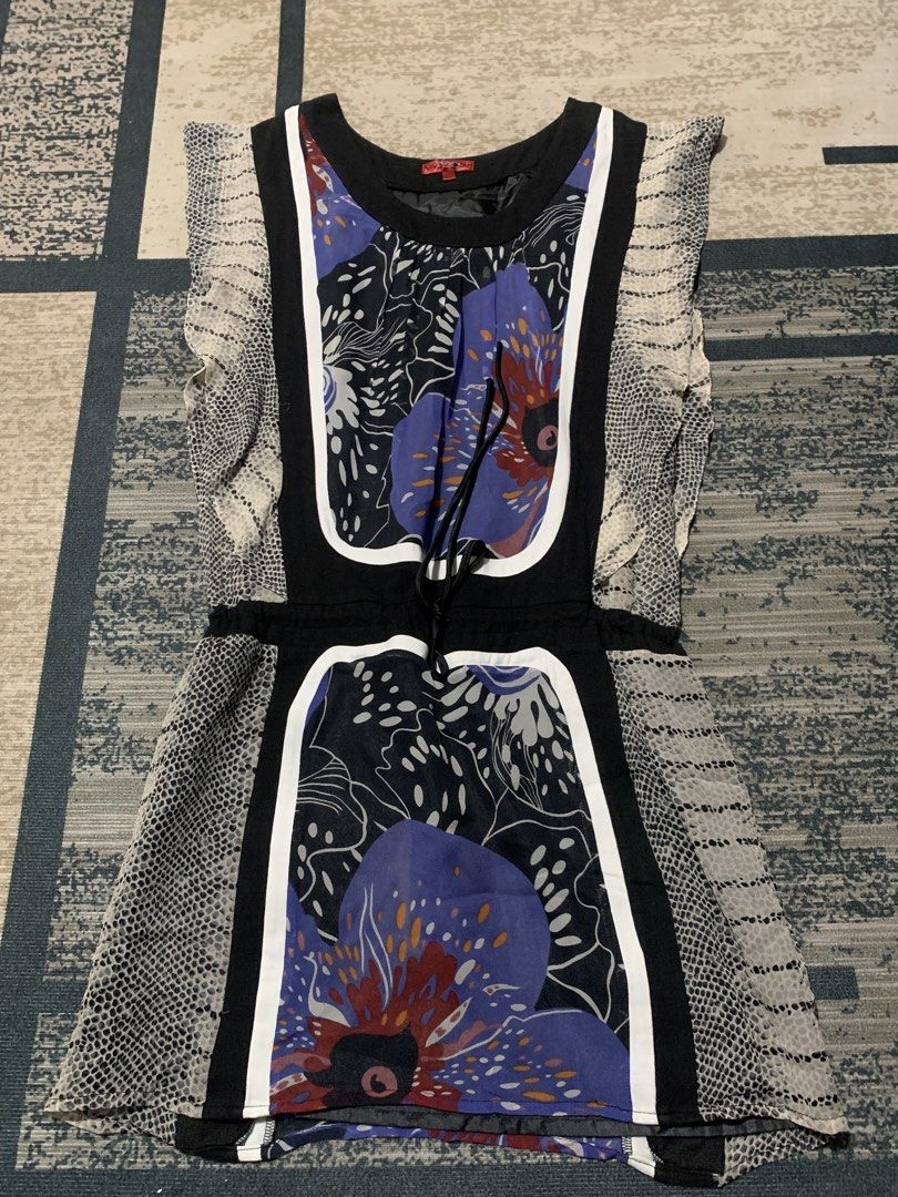 Vivviene tam (Category: Dresses) located in Cebu City. Submitted by thriftsh1t.ph (Listing ID 1464749386, Image 2). Description: .