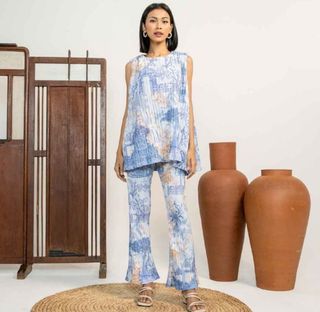 (Kategori: ) berada di . Dikirim oleh shemaia_store (ID iklan 1464596094, Gambar 1). Deskripsi: .