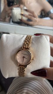 (Kategori: ) berada di . Dikirim oleh violeteevergarden (ID iklan 1464645398, Gambar 1). Deskripsi: .