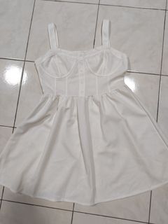 (Category: ) located in . Submitted by eirlys (Listing ID 1464705911, Image 1). Description: .