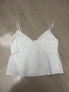 (Category: ) located in . Submitted by wardrobeandwords (Listing ID 1464731586, Image 1). Description: .