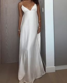 (Category: ) located in . Submitted by glossywife (Listing ID 1464599922, Image 1). Description: .