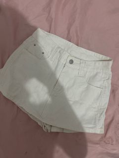 (Category: ) located in . Submitted by kristine_co (Listing ID 1464649597, Image 1). Description: .