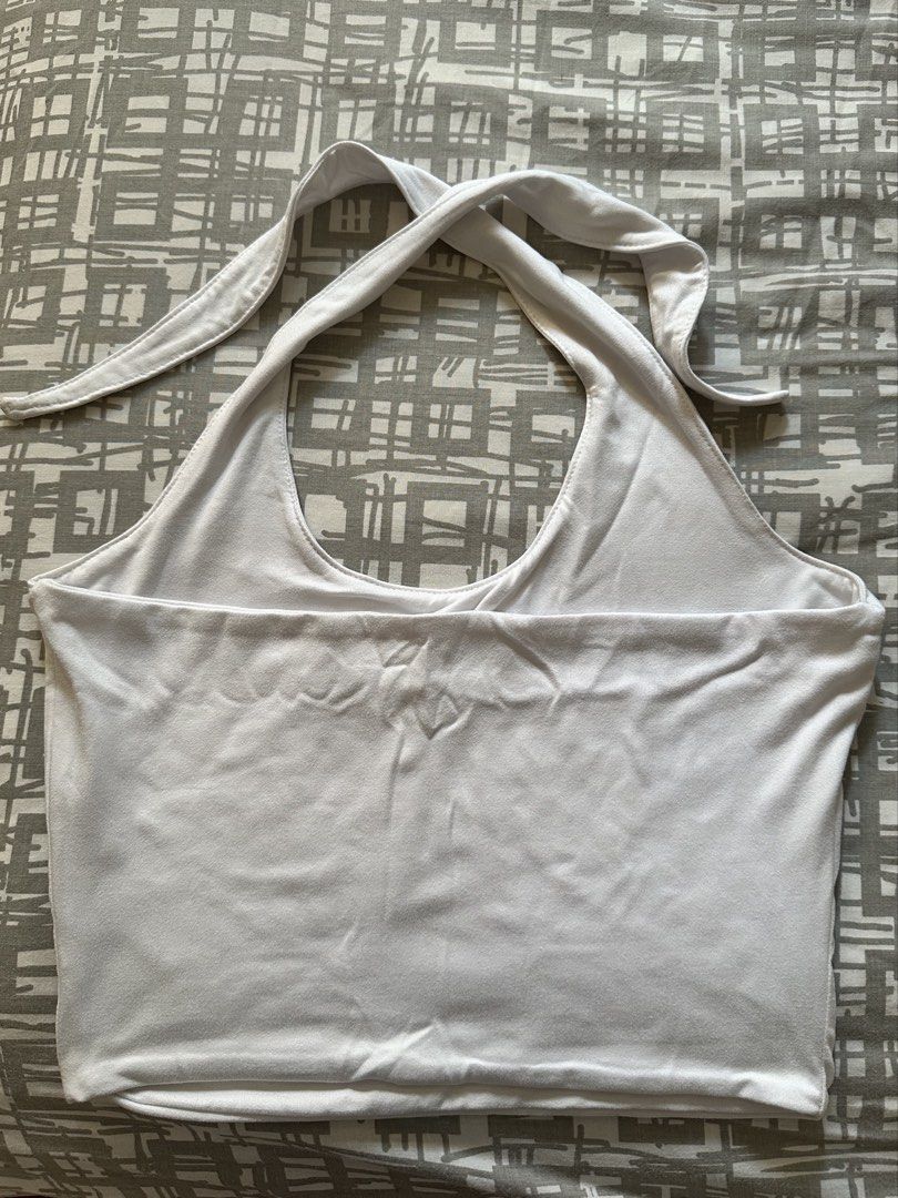 White Tie Top (Category: Others Tops) located in Paranaque City. Submitted by preloveeed890 (Listing ID 1464672962, Image 2). Description: .