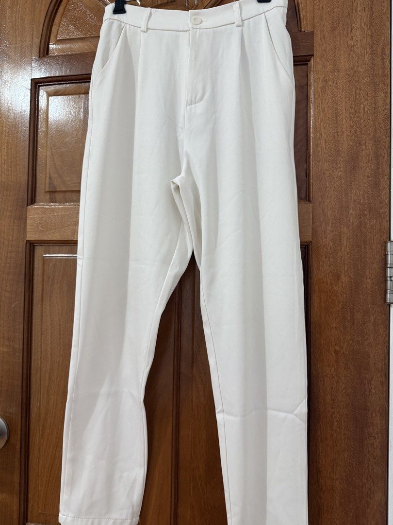 White Trouser (Category: Other Bottoms) located in Naga. Submitted by sbcookieee (Listing ID 1464717412, Image 2). Description: .