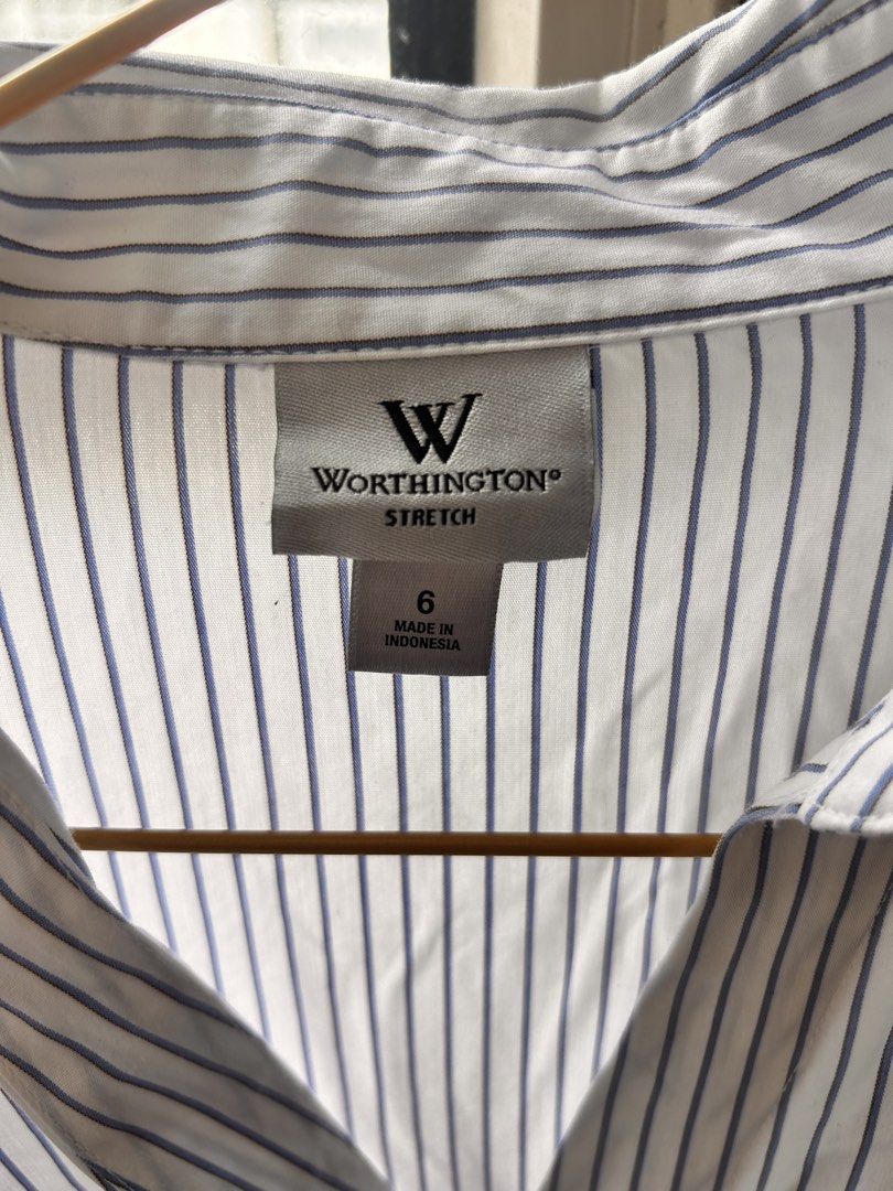 White with Blue stripes Long Sleeves Polo (Category: Tshirts & Polo Shirts ) located in Pinamalayan. Submitted by _dragonfly (Listing ID 1464612363, Image 2). Description: Unisex Mens - S ~ M Womens - M ~ L.