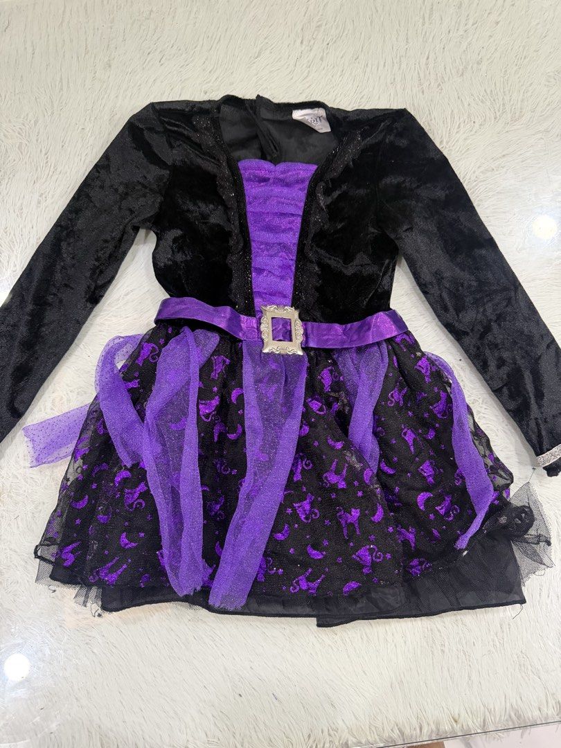 WITCH 2/4Y (Category: Babies & Kids Fashion) located in Quezon City. Submitted by jnydera (Listing ID 1464646684, Image 1). Description: .