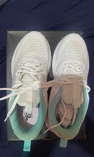 (Category: ) located in . Submitted by anywareandeverywear (Listing ID 1464747684, Image 1). Description: .