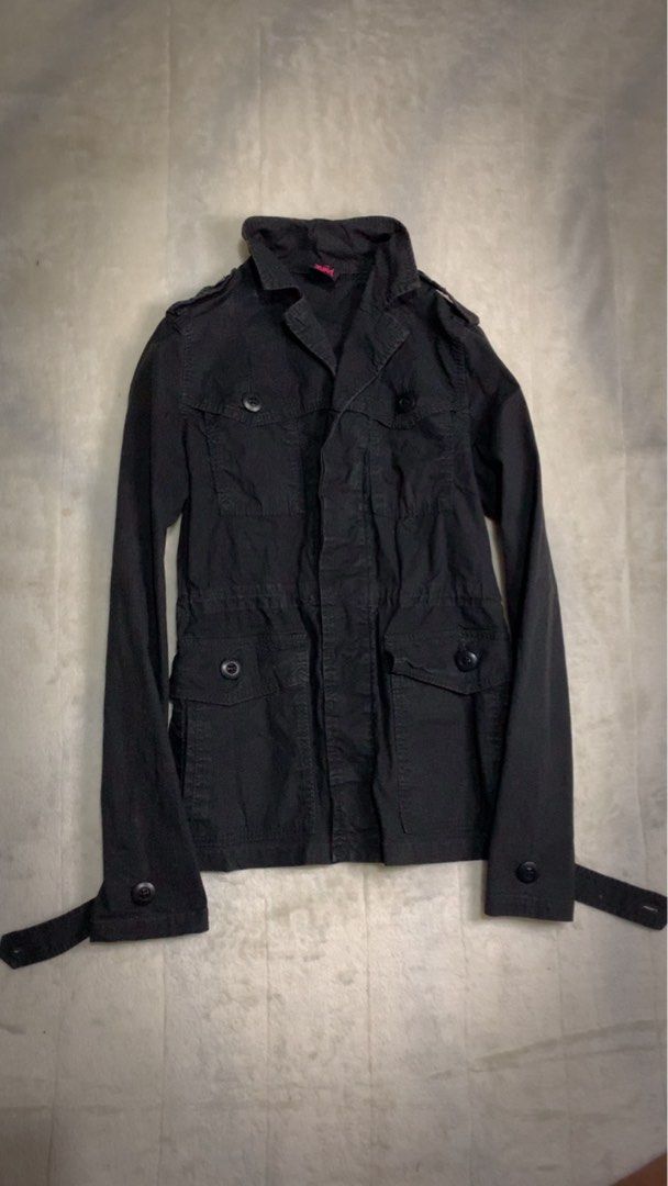 Xgirl jacket (Category: Coats, Jackets and Outerwear) located in Aloran. Submitted by cowskin_927 (Listing ID 1464572650, Image 1). Description: Xgirl jacket Size medium 19 x 26 No flaw .