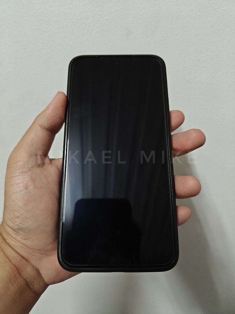 Xiaomi 15T 512gb (Category: Xiaomi) located in Quezon City. Submitted by mikael_mike (Listing ID 1464731791, Image 2). Description: For sale or swap Selling price: ₱19,500 Swapping price: ₱21,000 Xiaomi 15t 512gb Global rom No history of repair Issue: minimal scratches. No dents Complete package with receipt.