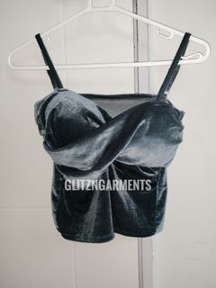 (Category: ) located in . Submitted by glitzngarments (Listing ID 1464570552, Image 1). Description: .