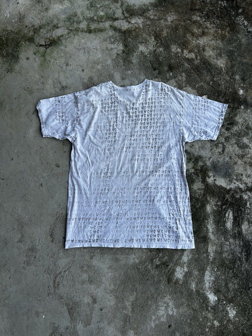Y2k Gray Star Skull Monogram Aop Shirt (Category: Tshirts & Polo Shirts ) located in Balanga. Submitted by nothingtohold.co (Listing ID 1464707912, Image 3). Description: Y2k Gray Star Skull Monogram Aop Shirt Large on tag | 23 width | 30 length | 9.8 condition Need wash only Gcash | jnt | bataan Vouch~vc.
