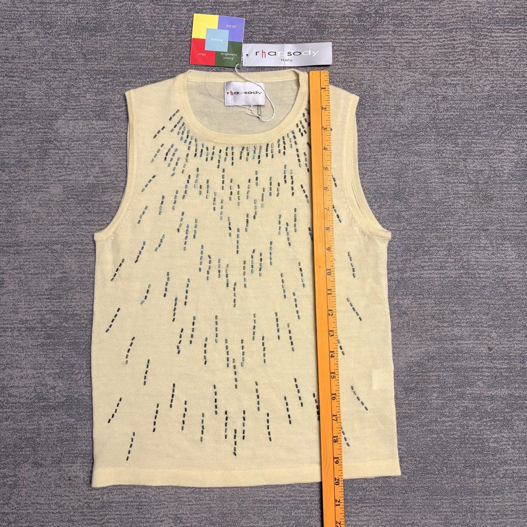 Y2K Rhapsody Cylindrical Beads (Category: Sleeveless) located in Batangas. Submitted by bermudaph.2 (Listing ID 1464675436, Image 3). Description: .