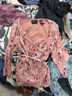 (Category: ) located in . Submitted by leans_closet (Listing ID 1464691801, Image 1). Description: .