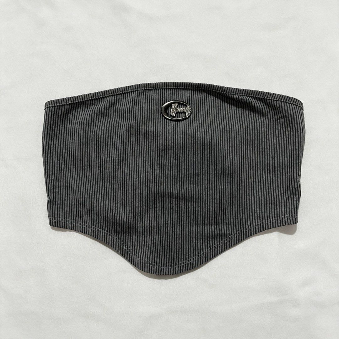 Y2K Tube (Category: Sleeveless) located in Antipolo. Submitted by ziafinds.ph (Listing ID 1464629110, Image 1). Description: .