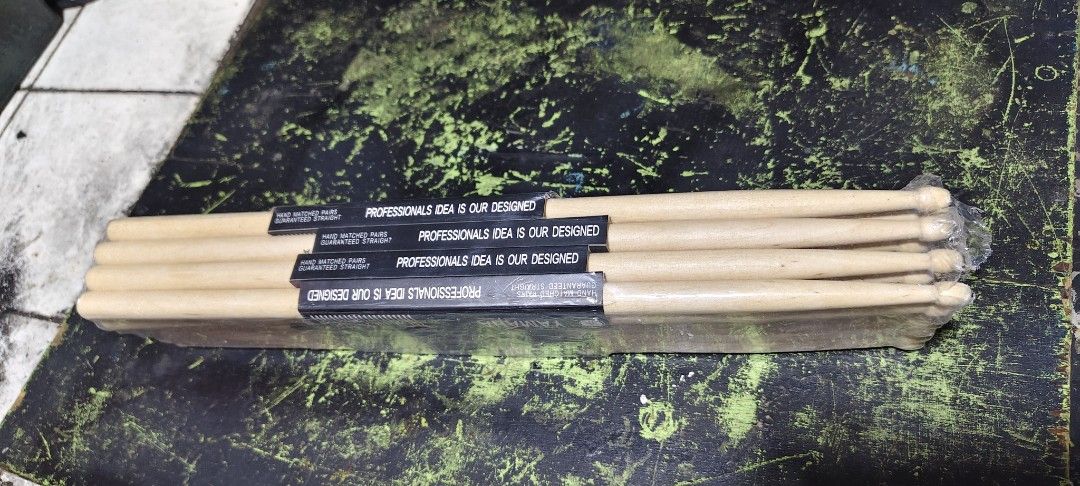 Yamaha Drumsticks - Professional Idea Series (Category: Musical Instruments) located in Pasig City. Submitted by tupriomichaeljohn (Listing ID 1464636746, Image 2). Description: - Yamaha Professional Idea Series Drumsticks - Hand-matched pairs for consistency - Guaranteed straight for optimal performance - Ideal for drummers of all levels - Perfect for practice sessions and live performances.