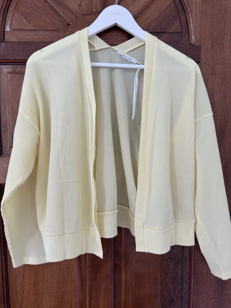 Yellow Khalita Cardigan (Category: Coats, Jackets and Outerwear) located in Naga. Submitted by sbcookieee (Listing ID 1464713885, Image 1). Description: .