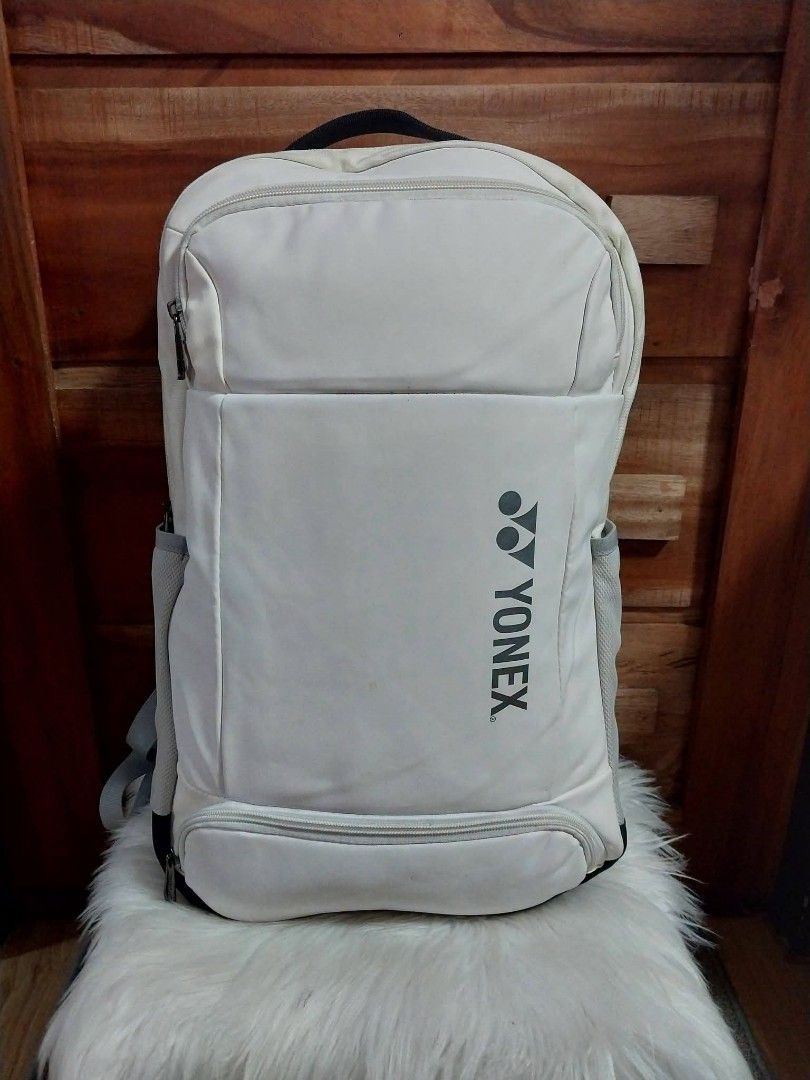 YONEX BADMINTON/TENNIS BACKPACK (Category: Backpacks) located in Cagayan de Oro. Submitted by lj100614 (Listing ID 1464734241, Image 1). Description: Pagka Gwapou nman😱😱😱 :Yonex🎒🎒🎒 :Large Size :No Issue.