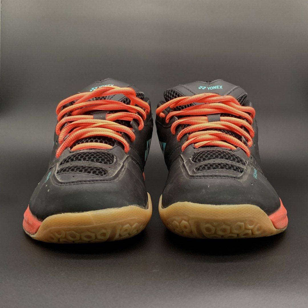 Yonex Power Cushion 30 (Category: Sneakers) located in Marikina City. Submitted by shoepairfly (Listing ID 1464676085, Image 3). Description: Yonex Power Cushion 30 Size US 10 EUR 44 Authentic sole sep Php 1200.
