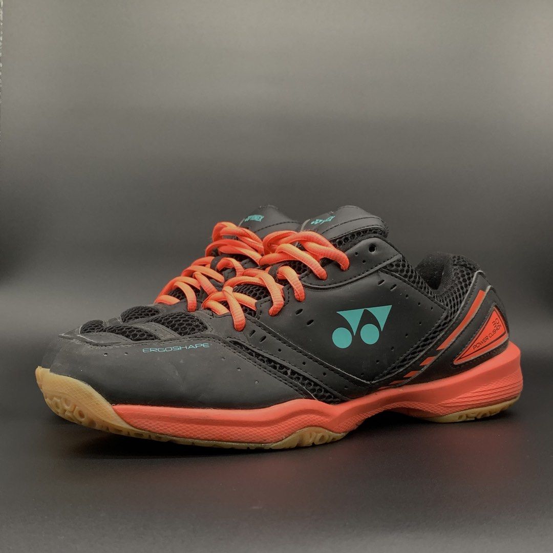 Yonex Power Cushion 30 (Category: Sneakers) located in Marikina City. Submitted by shoepairfly (Listing ID 1464676085, Image 1). Description: Yonex Power Cushion 30 Size US 10 EUR 44 Authentic sole sep Php 1200.