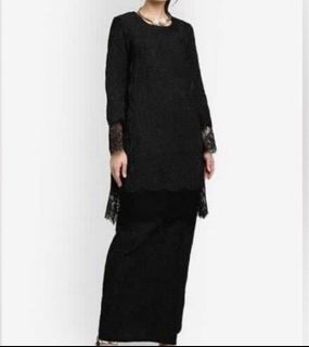 (Category: ) located in . Submitted by shopwithzaa (Listing ID 1464710183, Image 1). Description: .