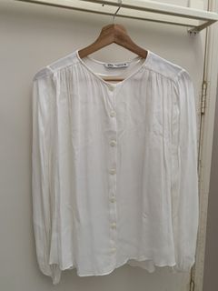 (Category: ) located in . Submitted by maryamz.preloved (Listing ID 1464601157, Image 1). Description: .