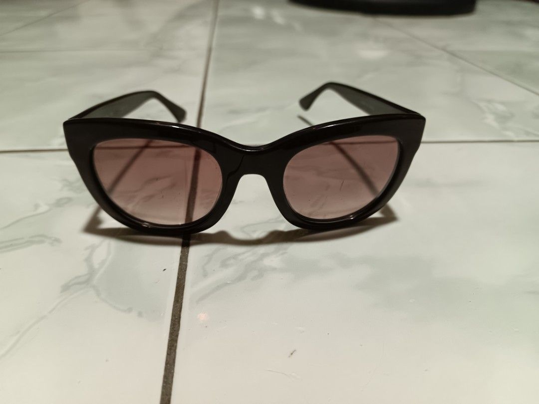 ZARA CE Sunglasses (Category: Sunglasses & Eyewear) located in Manila. Submitted by caaths_collection (Listing ID 1464751058, Image 3). Description: - Color: Dark brown with tinted lenses - Condition: Good everyday use with minor wear on lenses - pls check all photos - as is - what you see its what you get.