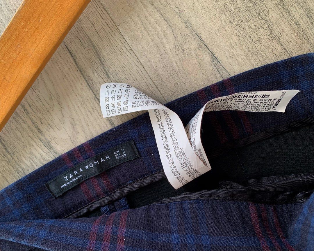Zara checkered trouser (Category: Other Bottoms) located in Paranaque City. Submitted by famsale2016 (Listing ID 1464721009, Image 2). Description: Like new! ✨ Size M on tag. Can fit up to L. Very soft and stretchable. Zara checkered skinny trouser featuring decorative front zippers and a classic plaid pattern. .