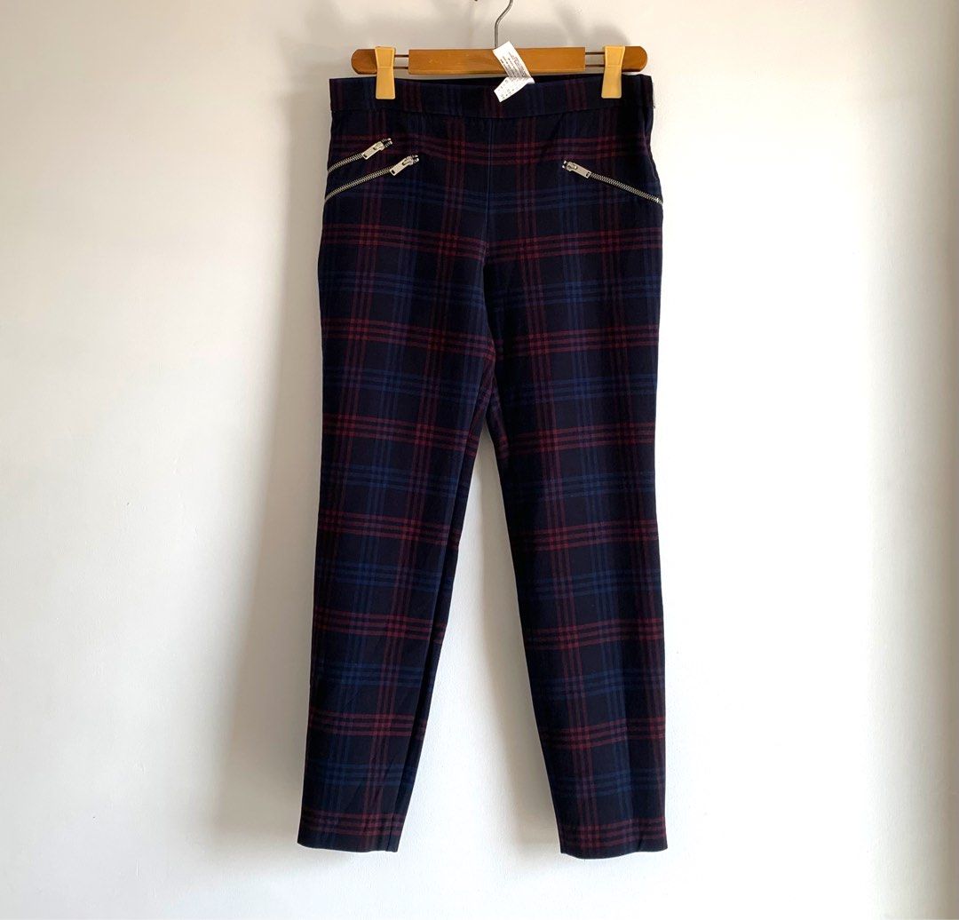 Zara checkered trouser (Category: Other Bottoms) located in Paranaque City. Submitted by famsale2016 (Listing ID 1464721009, Image 1). Description: Like new! ✨ Size M on tag. Can fit up to L. Very soft and stretchable. Zara checkered skinny trouser featuring decorative front zippers and a classic plaid pattern. .