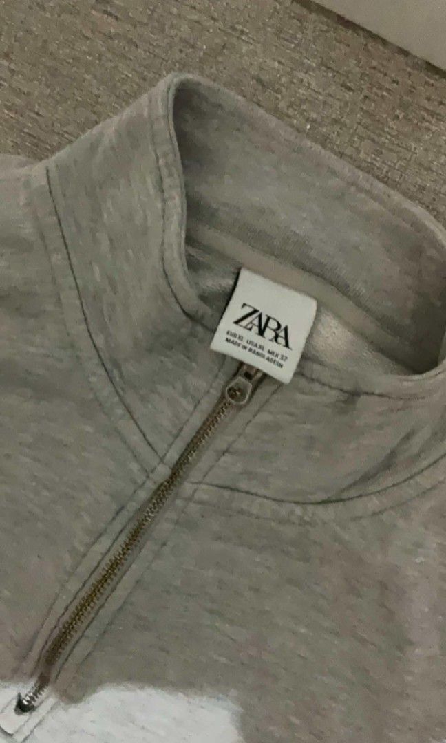 Zara Gray Half Zip Sweater (Category: Clothes Drying Rack) located in Manila. Submitted by montellfish (Listing ID 1464450728, Image 3). Description: Zara Gray Half Zip Sweater XLarge Bought it for 3k smth It has a very small ink stain on sleeve dm for pic and deets.