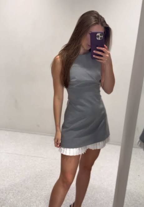 ZARA Grey Poplin Mini Dress (Category: Dresses) located in Manila. Submitted by ccollection_ (Listing ID 1464731360, Image 2). Description: .