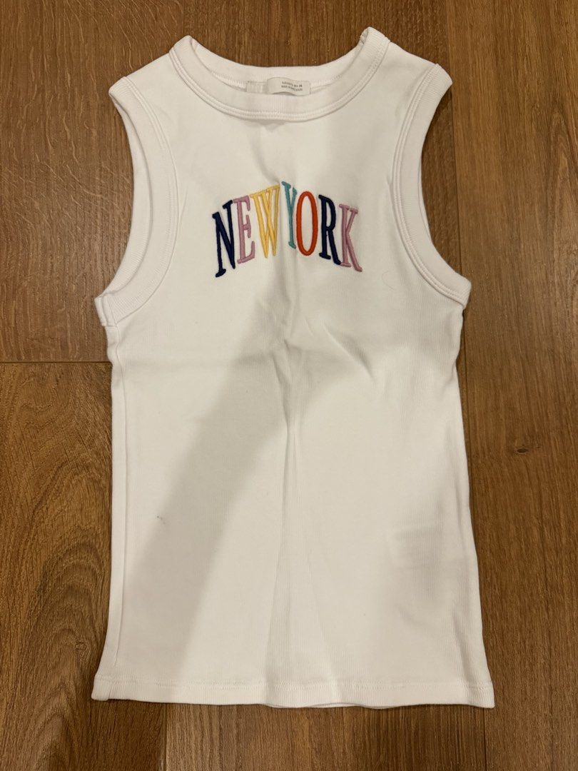 Zara New York (Category: Sleeveless) located in Paranaque City. Submitted by bbyooodaa (Listing ID 1464632232, Image 1). Description: Zara New York 🚕 Never been worn Body hugging!! Super flattering .