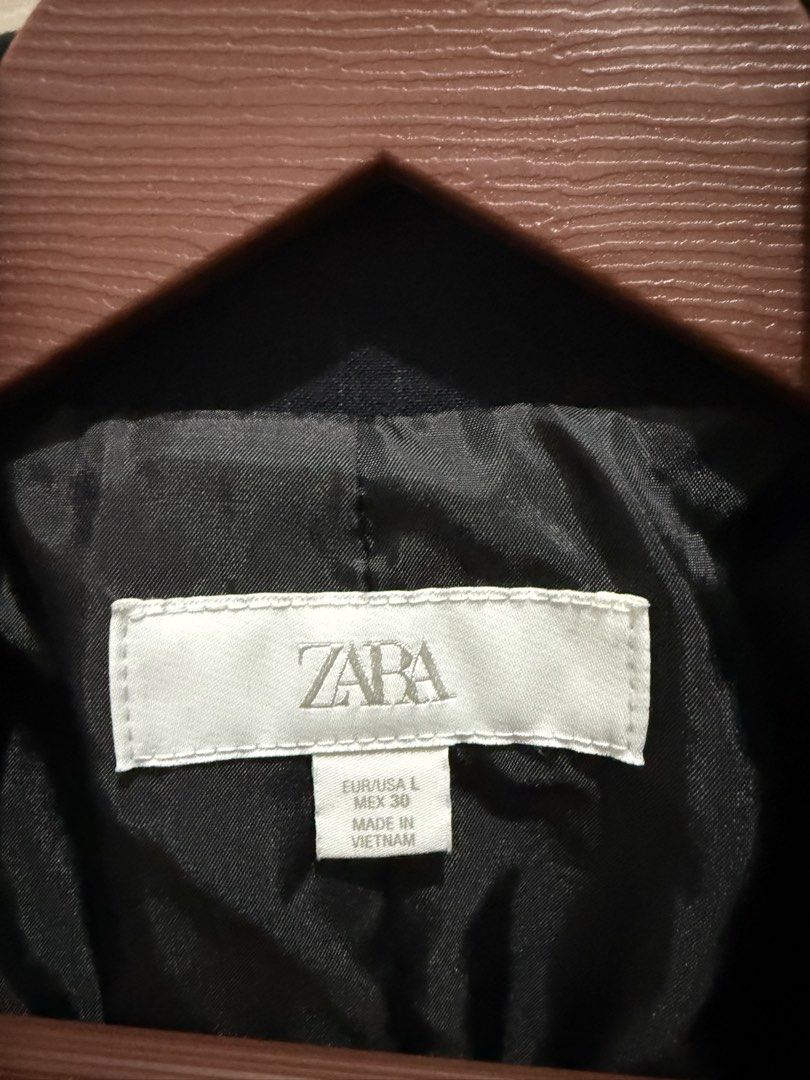 Zara Office blazer (Category: Coats, Jackets and Outerwear) located in Manila. Submitted by mcl014. (Listing ID 1464574762, Image 2). Description: used only once. .