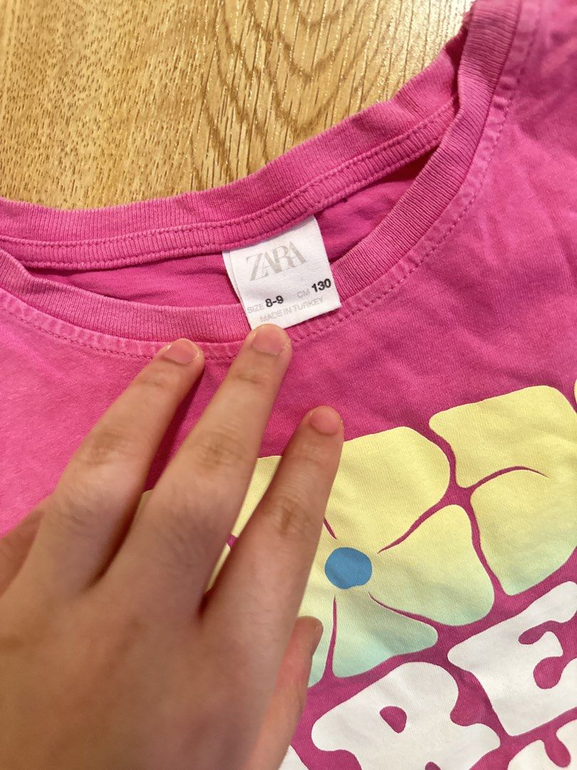 [ZARA] pink graphic crop top (Category: Shirts) located in Cainta. Submitted by m4tchyyy (Listing ID 1464653797, Image 2). Description: bought from zara kids, best fits xs-s 🍀 mode of payment: gcash or bdo 🍀 mode of delivery: j&t express, ggx, or same day delivery within metro manila feel free to inquire! 🩷.