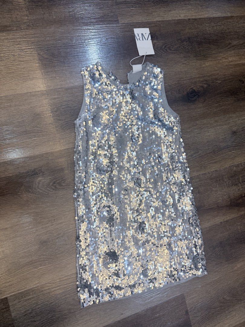 Zara sequin dress for kids (Category: Babies & Kids Fashion) located in Quezon City. Submitted by joyandjoy (Listing ID 1464594369, Image 1). Description: .