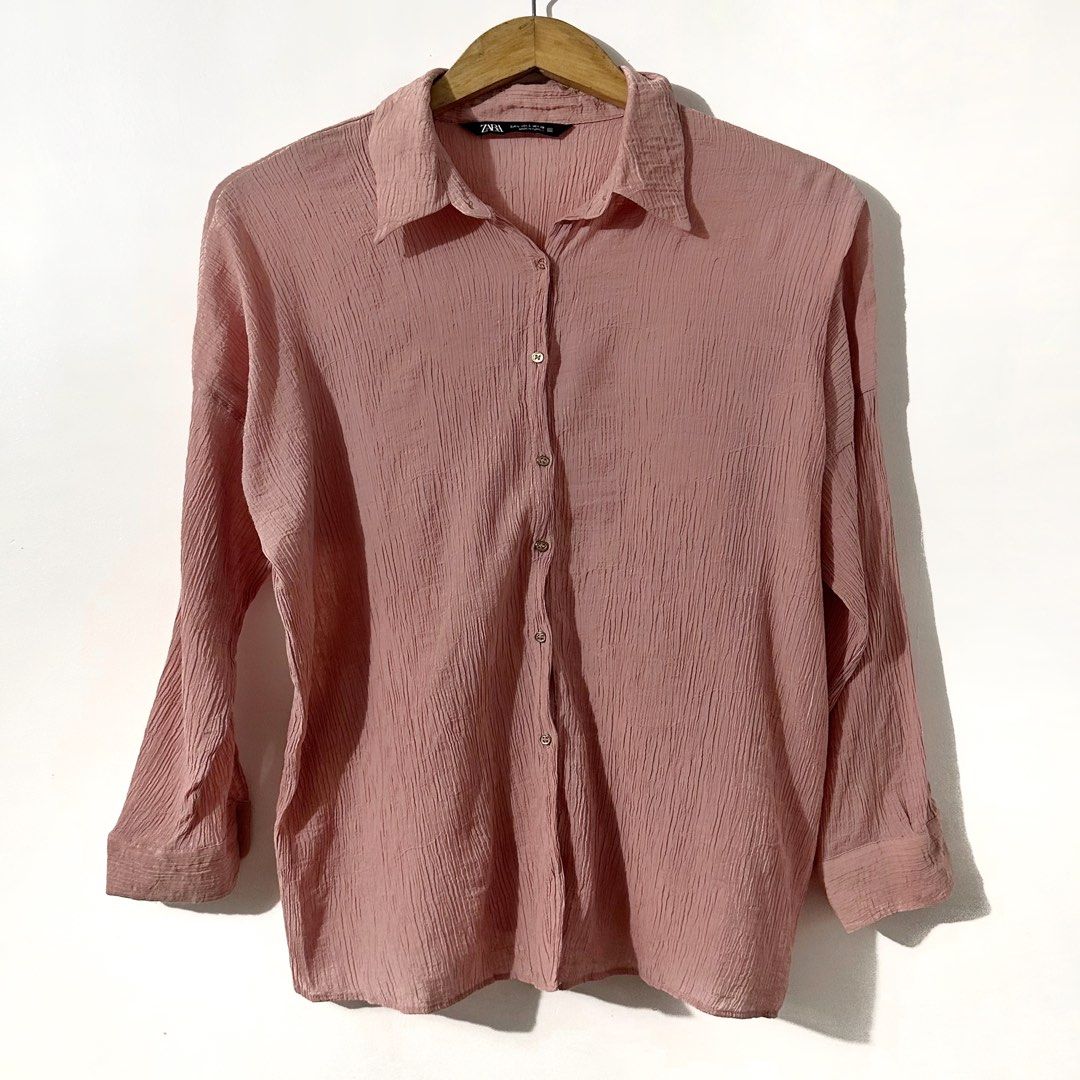 Zara Textured Dusty rose blouse (Category: Blouses) located in Taguig. Submitted by intransitforyou (Listing ID 1464752344, Image 1). Description: .