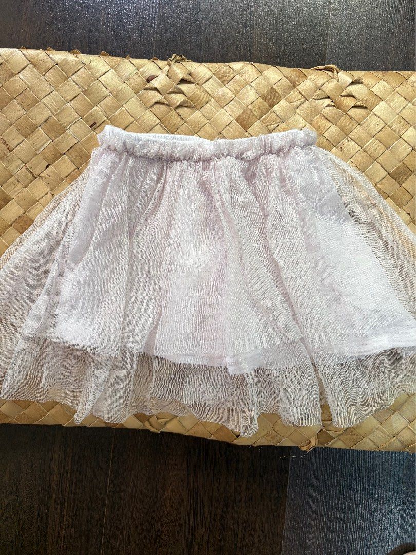Zara tulle skirt tutu (Category: Babies & Kids Fashion) located in Manila. Submitted by thebookclubz (Listing ID 1464685482, Image 1). Description: I2-18.
