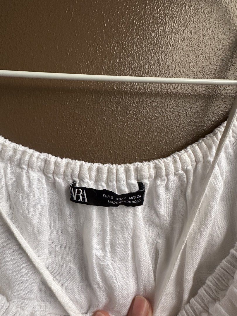 Zara White Off-Shoulder Ruffle Top Size S (Category: Blouses) located in Pasig City. Submitted by afterglowpreloved (Listing ID 1464724332, Image 2). Description: .