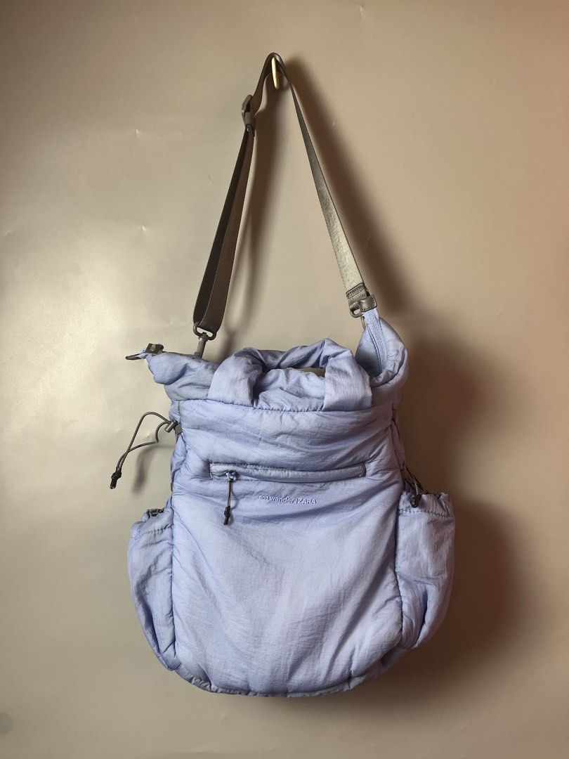Zara x And Wander shoulder bag (Category: Shoulder Bags) located in Quezon City. Submitted by theideal (Listing ID 1464681781, Image 1). Description: Read first before buy Legit/Authentic Zara x And Wander shoulder bag Still in good and presentable condition No major flaws Minor sign of use only See picture details posted .