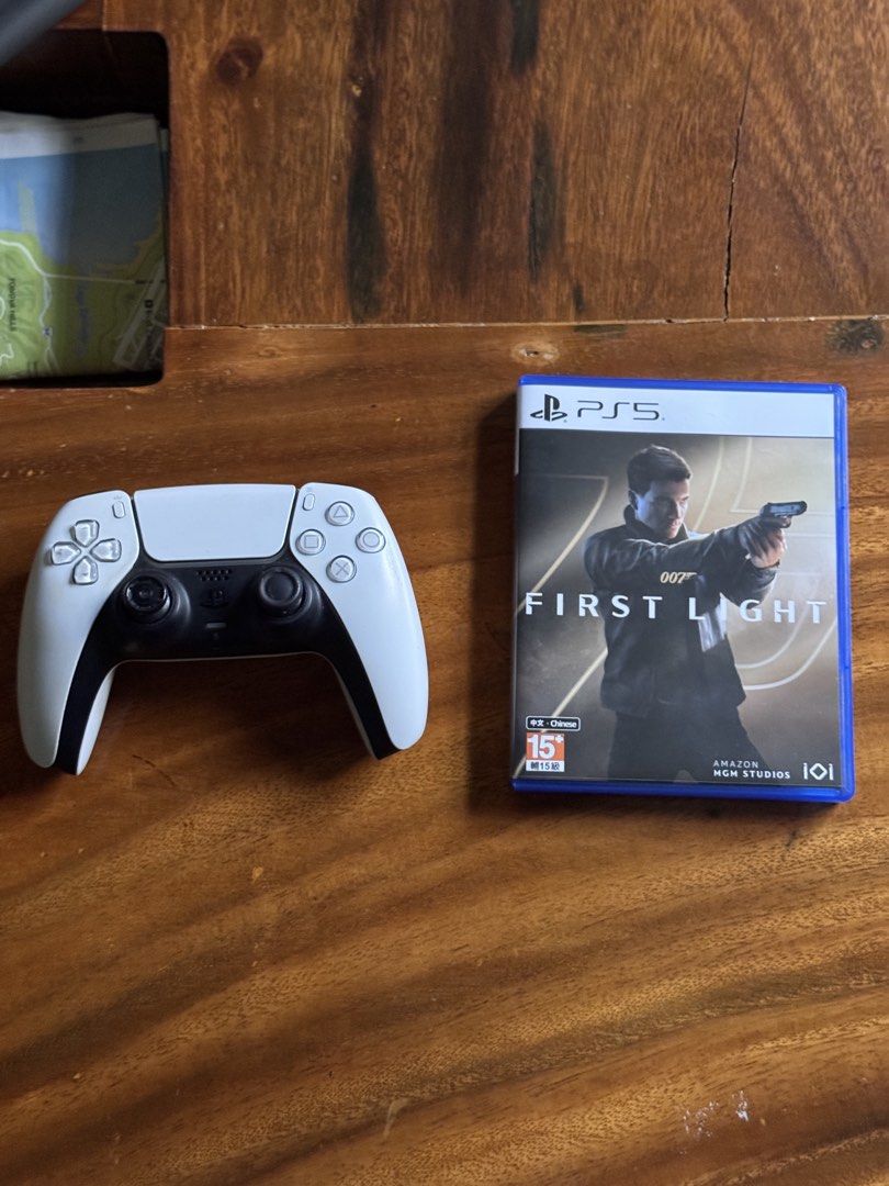 007 First Light and DS5 (Category: PlayStation) located in Manila. Submitted by felixflame (Listing ID 1464775287, Image 1). Description: FOR SALE OR FOR TRADE DS5 - 2000 Issue: Drift stick left analog kayo na bahala magpagawa First Light 007 - SOLD ❌ Negotiable 📍Balagtas, Bulacan.