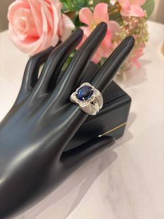 (Category: ) located in . Submitted by luxshare_preloved_ (Listing ID 1464815171, Image 1). Description: .